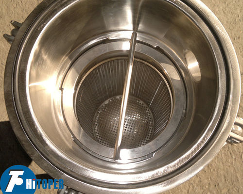 Cartridge Filter Housing Providing Filtration Performance with Options for Multi Cartridge Combinations and Various Aperture Sizes